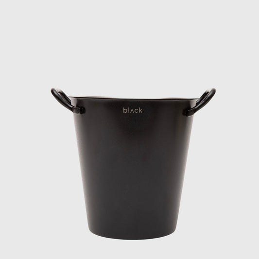 HIELERA BLACK