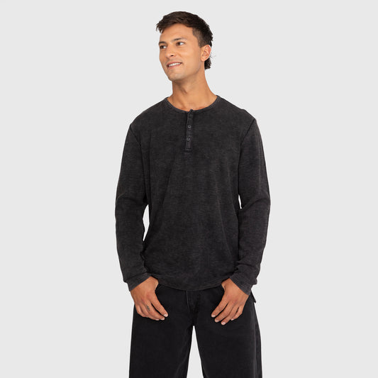 POLERA HENLEY WAFFLE MANGA LARGA