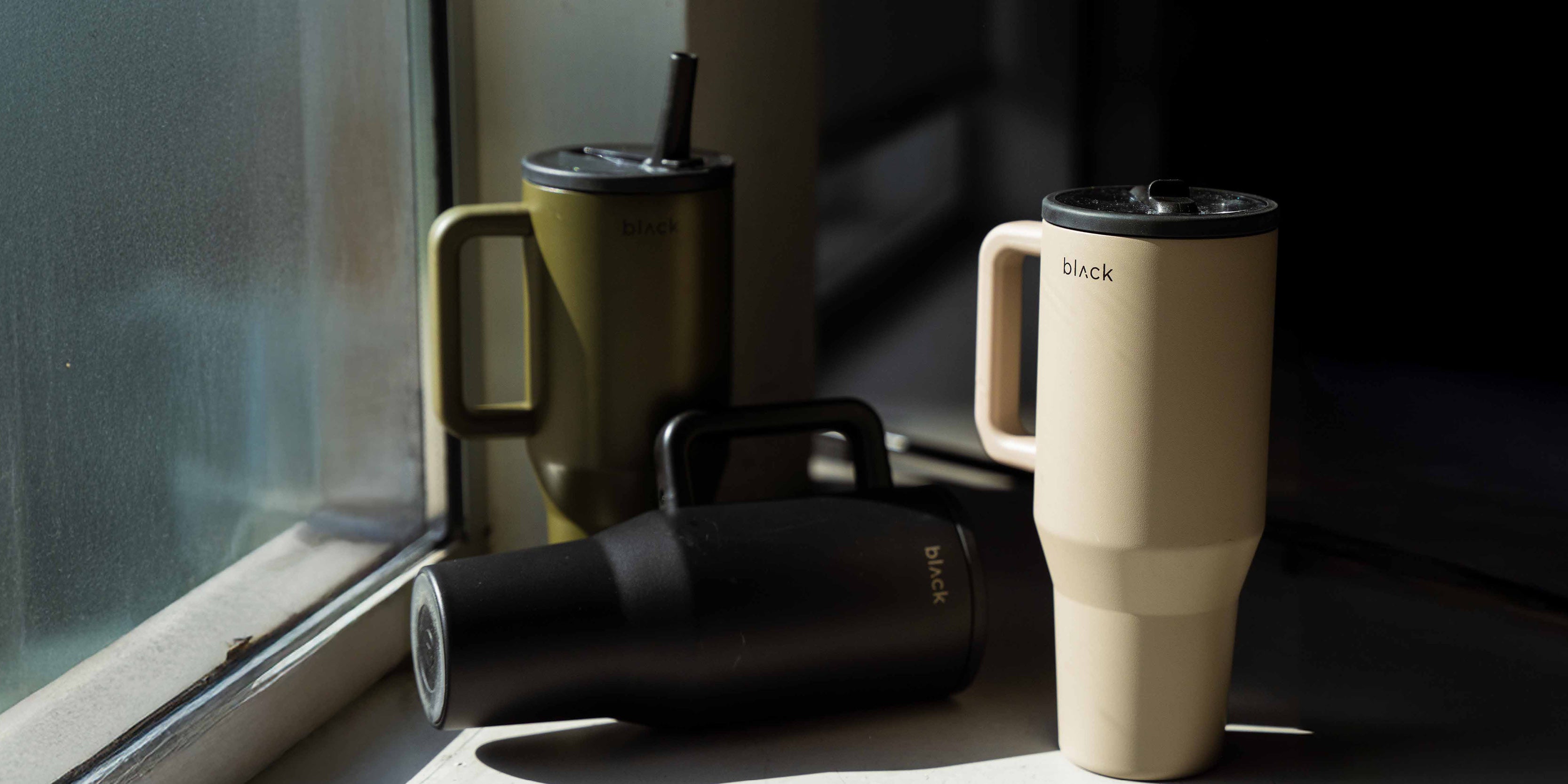BOTELLAS INSULADAS Y MUGS