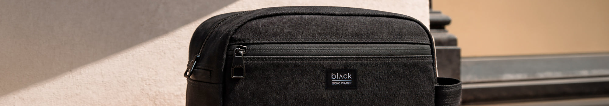 Toiletry bags / cases